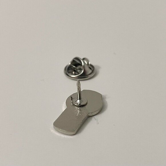 KW Kenworth Big Rig Truck Pin - Picture 5 of 7